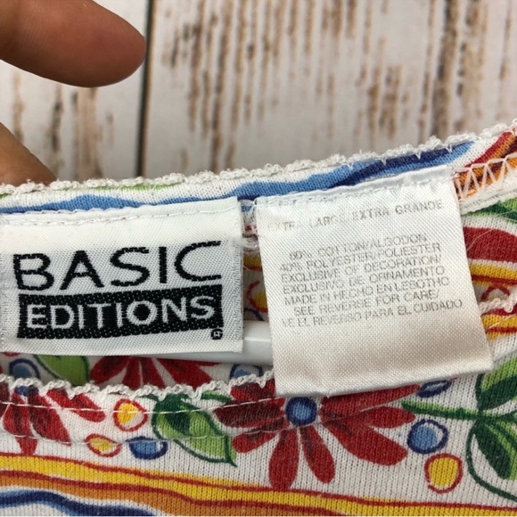 Basic Editions Floral T-shirt. Size XL. In good used condition! - Picture 3 of 4